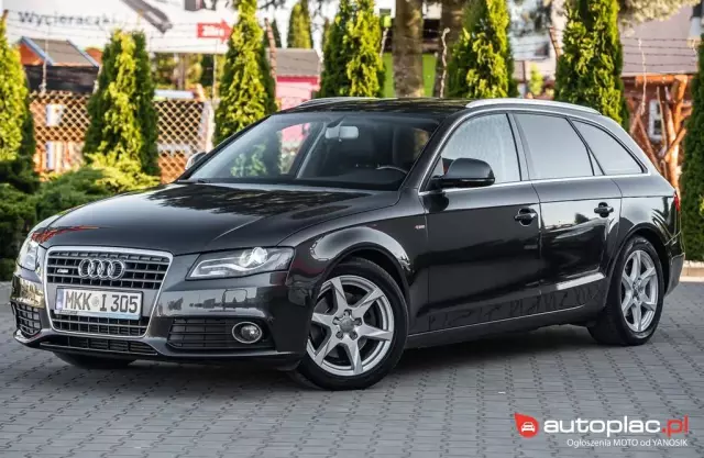 AUDI A4 