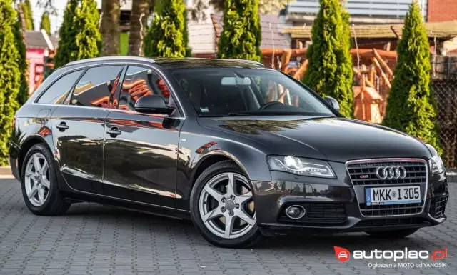 AUDI A4 