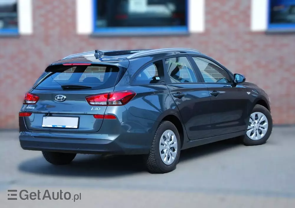 HYUNDAI I30 1.5 DPI Smart
