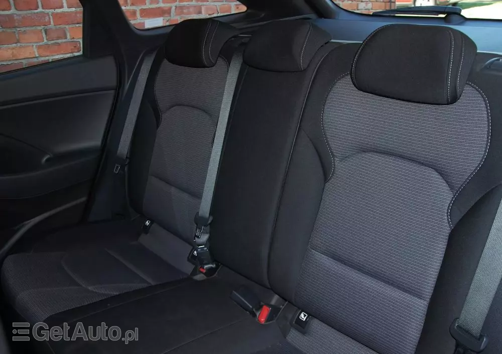 HYUNDAI I30 1.5 DPI Smart