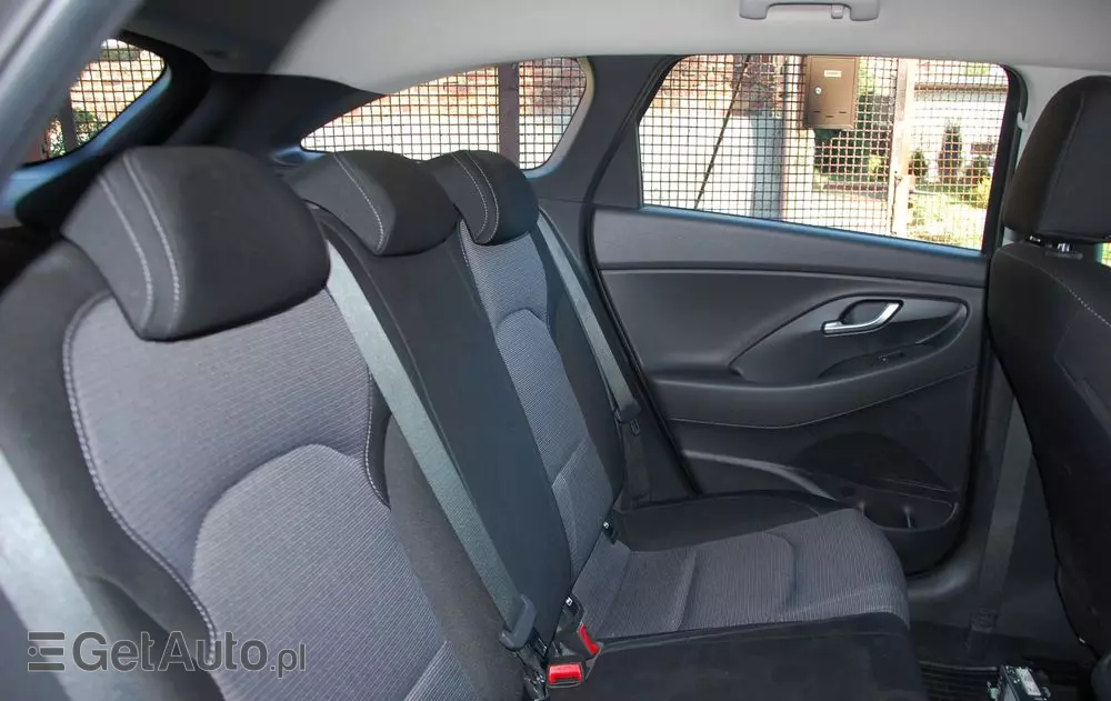 HYUNDAI I30 1.5 DPI Smart