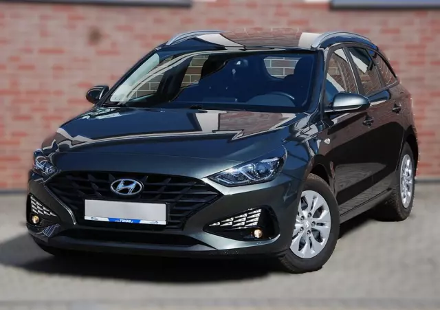 HYUNDAI I30 1.5 DPI Smart