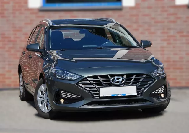 HYUNDAI I30 1.5 DPI Smart