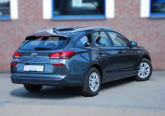 HYUNDAI I30 1.5 DPI Smart