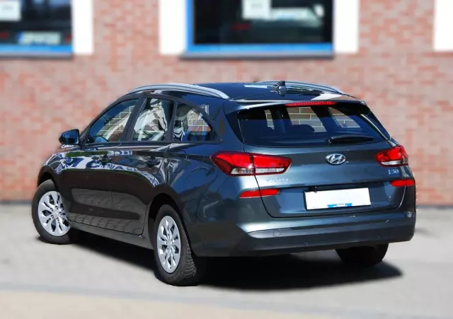 HYUNDAI I30 1.5 DPI Smart