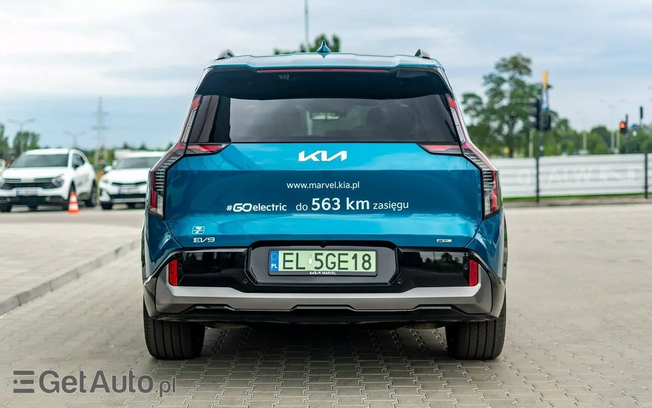KIA EV9 