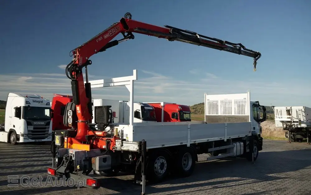 IVECO STRALIS 460 / 6X2 / SKRZYNIOWY 8,1 m + HDS FASSI. F185 MAX UDŹWIG 5 500 KG / STEROWANIE RADIOWE / ROTATOR / 