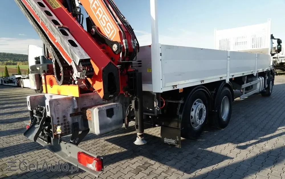 IVECO STRALIS 460 / 6X2 / SKRZYNIOWY 8,1 m + HDS FASSI. F185 MAX UDŹWIG 5 500 KG / STEROWANIE RADIOWE / ROTATOR / 