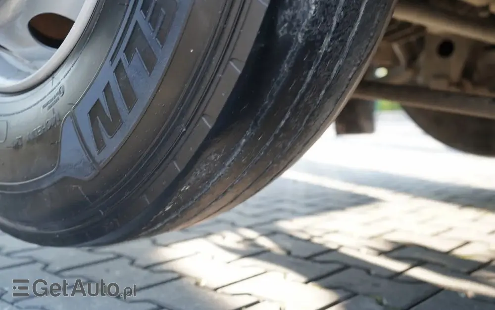 IVECO STRALIS 460 / 6X2 / SKRZYNIOWY 8,1 m + HDS FASSI. F185 MAX UDŹWIG 5 500 KG / STEROWANIE RADIOWE / ROTATOR / 