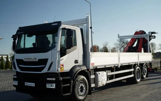 IVECO STRALIS 460 / 6X2 / SKRZYNIOWY 8,1 m + HDS FASSI. F185 MAX UDŹWIG 5 500 KG / STEROWANIE RADIOWE / ROTATOR / 