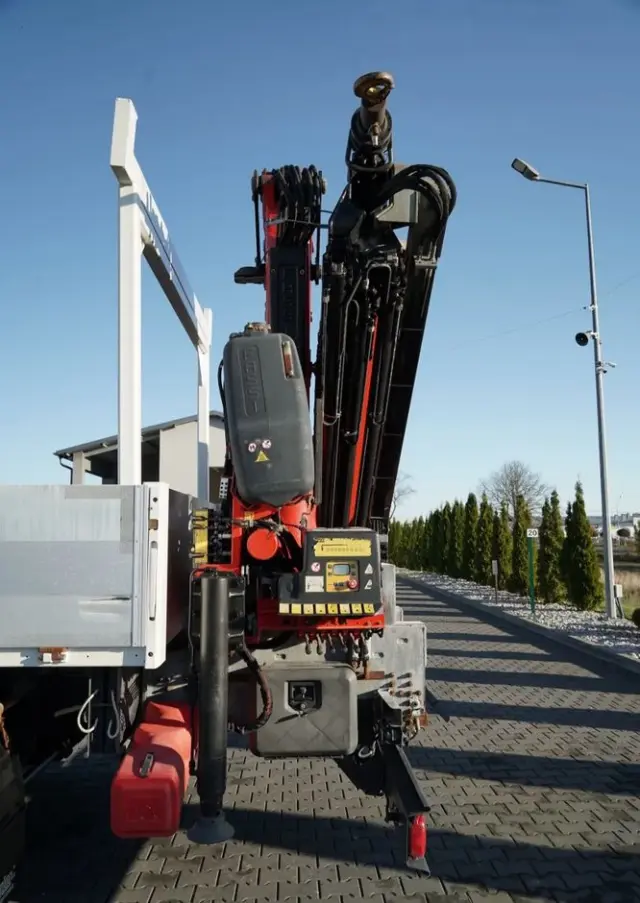 IVECO STRALIS 460 / 6X2 / SKRZYNIOWY 8,1 m + HDS FASSI. F185 MAX UDŹWIG 5 500 KG / STEROWANIE RADIOWE / ROTATOR / 