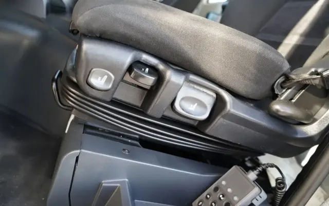 IVECO STRALIS 460 / 6X2 / SKRZYNIOWY 8,1 m + HDS FASSI. F185 MAX UDŹWIG 5 500 KG / STEROWANIE RADIOWE / ROTATOR / 