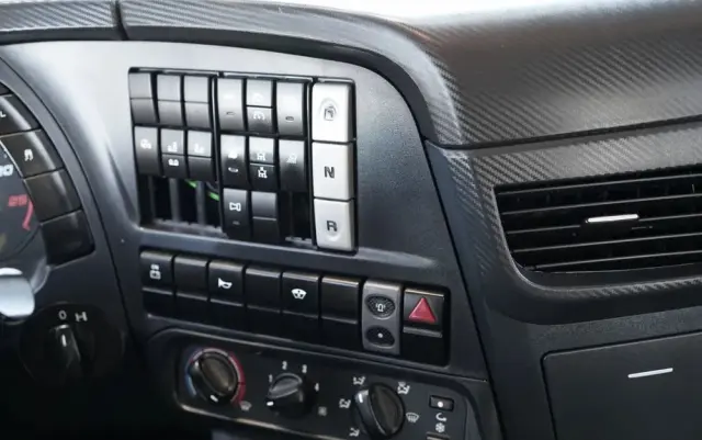 IVECO STRALIS 460 / 6X2 / SKRZYNIOWY 8,1 m + HDS FASSI. F185 MAX UDŹWIG 5 500 KG / STEROWANIE RADIOWE / ROTATOR / 