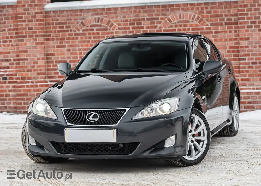 LEXUS IS 250 Sport Line