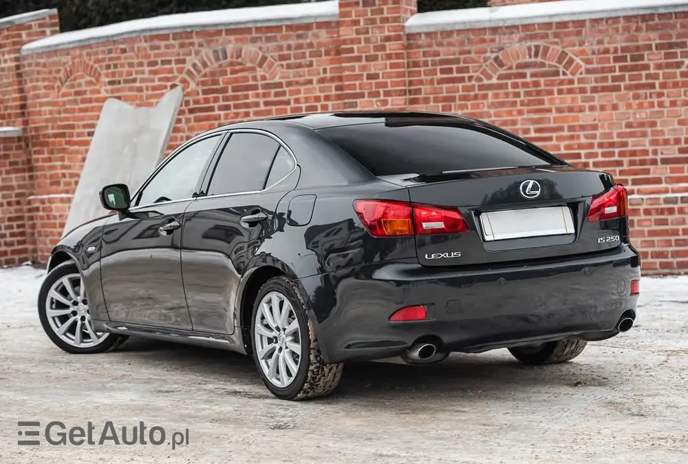 LEXUS IS 250 Sport Line