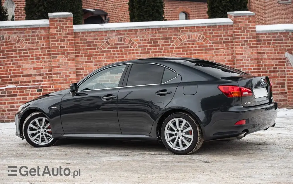 LEXUS IS 250 Sport Line