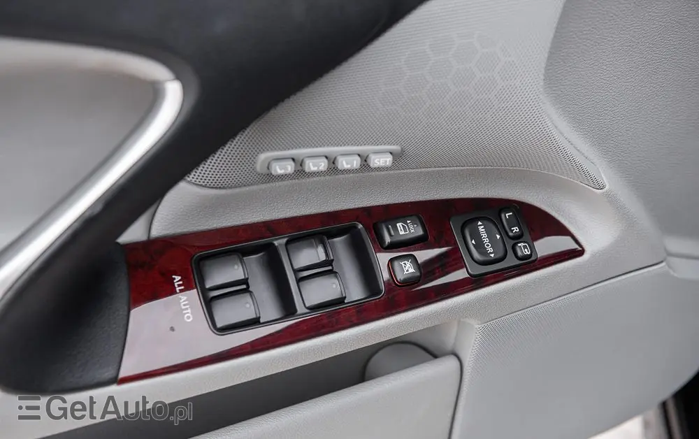 LEXUS IS 250 Sport Line