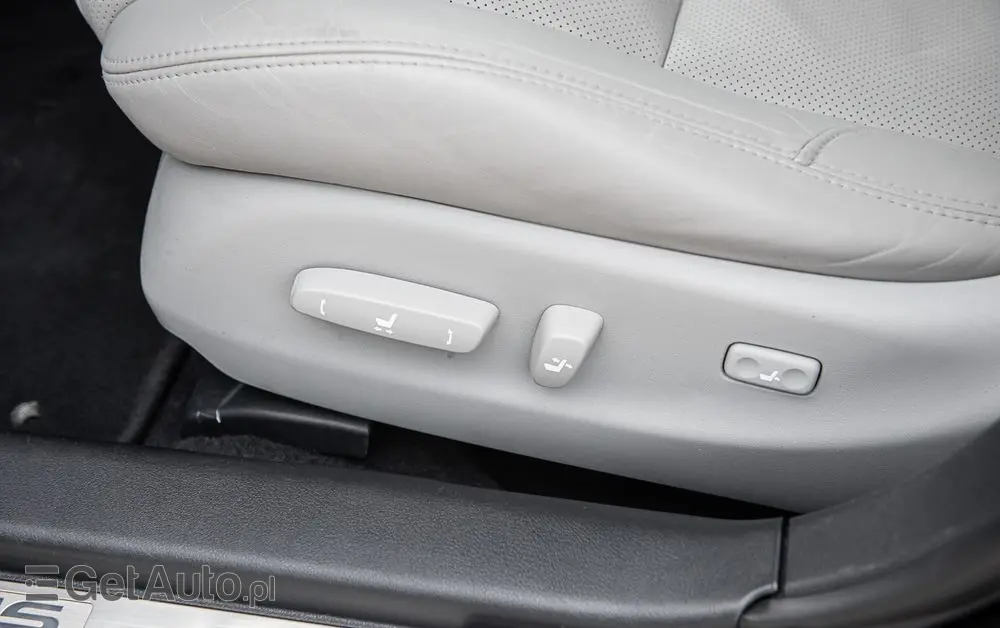 LEXUS IS 250 Sport Line