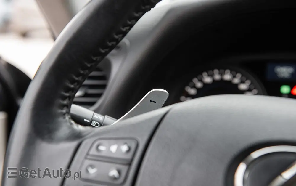 LEXUS IS 250 Sport Line