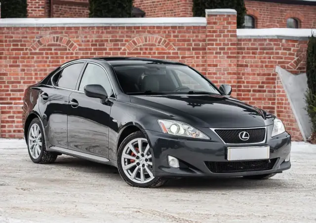 LEXUS IS 250 Sport Line