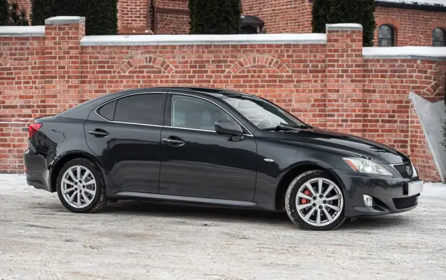 LEXUS IS 250 Sport Line