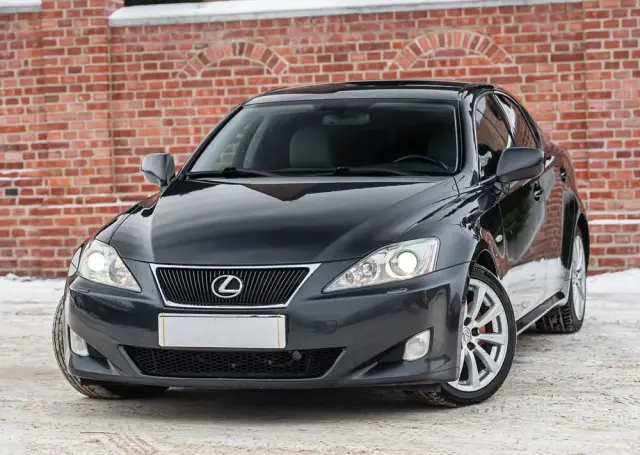 LEXUS IS 250 Sport Line