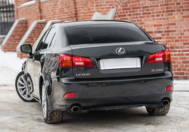 LEXUS IS 250 Sport Line