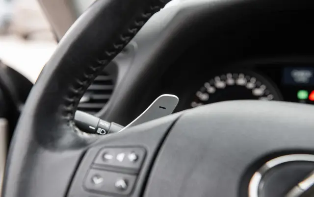 LEXUS IS 250 Sport Line