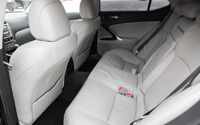 LEXUS IS 250 Sport Line