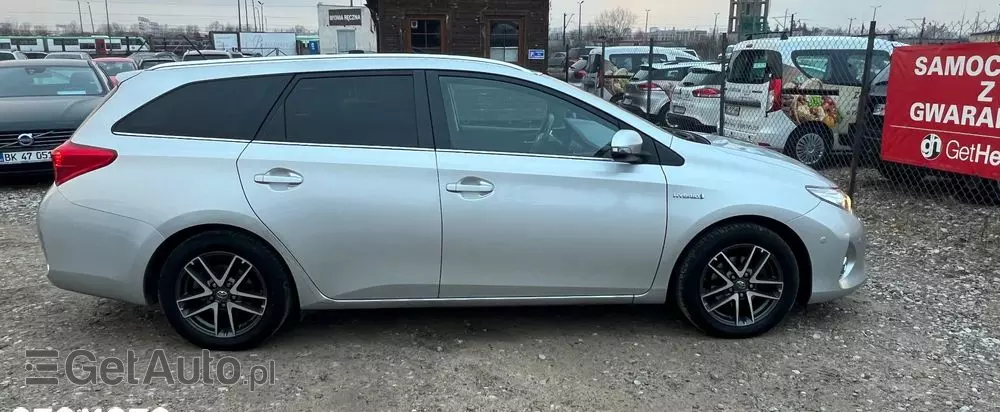 TOYOTA Auris 1.8 VVT-i Hybrid Automatik Touring Sports Cool