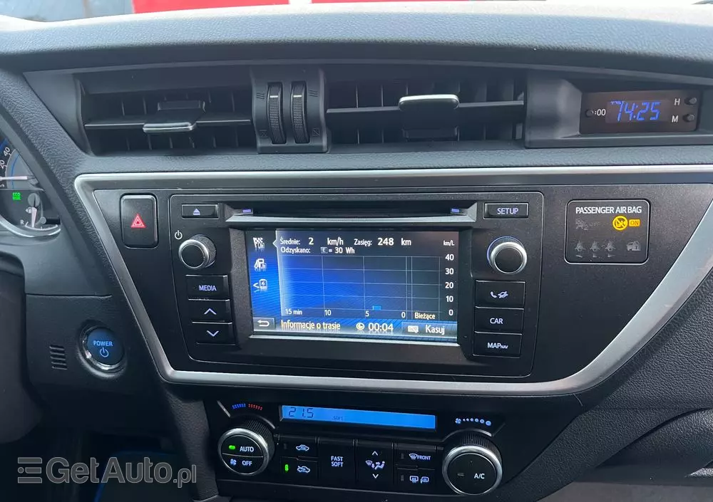 TOYOTA Auris 1.8 VVT-i Hybrid Automatik Touring Sports Cool