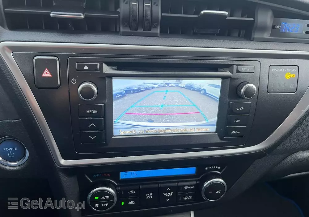 TOYOTA Auris 1.8 VVT-i Hybrid Automatik Touring Sports Cool