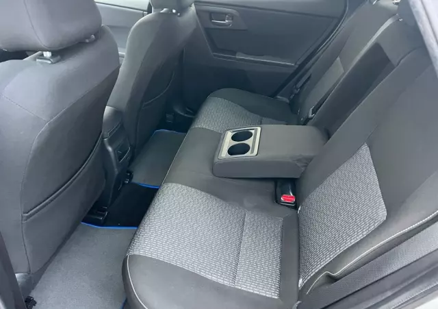 TOYOTA Auris 1.8 VVT-i Hybrid Automatik Touring Sports Cool