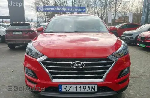 HYUNDAI Tucson 