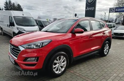 HYUNDAI Tucson 