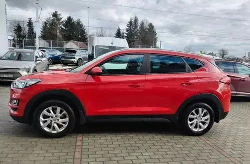 HYUNDAI Tucson 