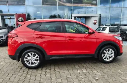 HYUNDAI Tucson 