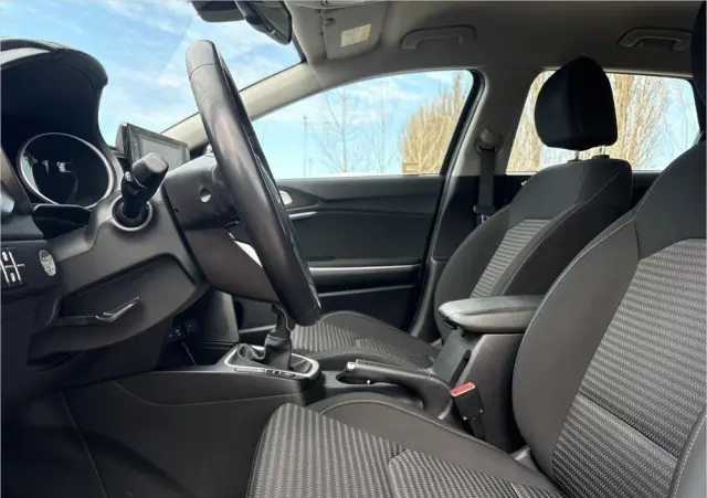 KIA Ceed 1.5 T-GDI M