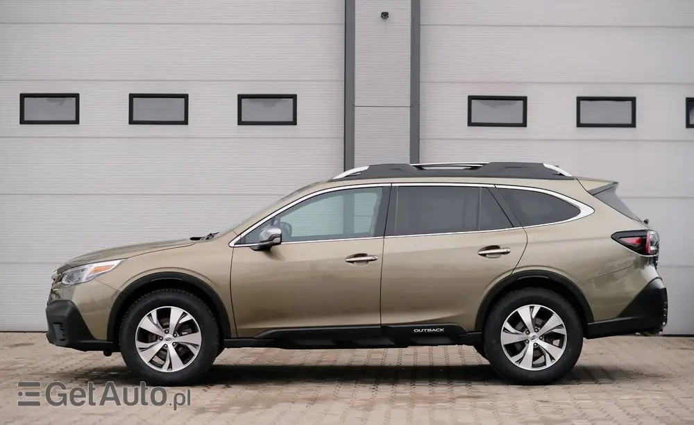 SUBARU Outback 