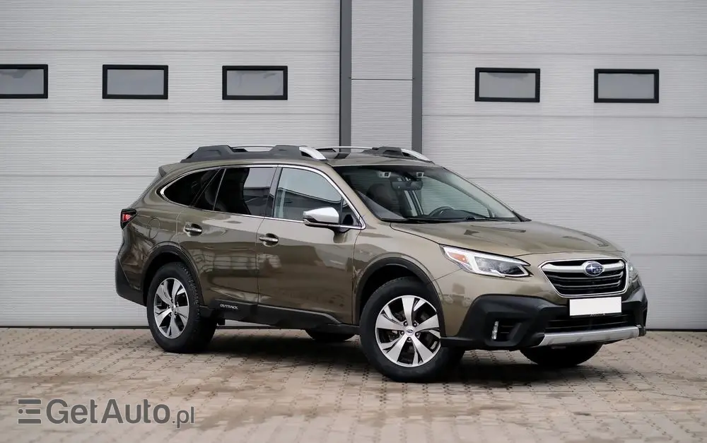 SUBARU Outback 