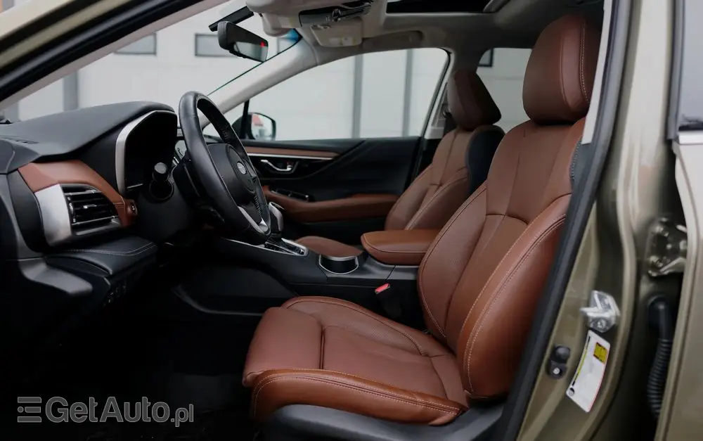 SUBARU Outback 