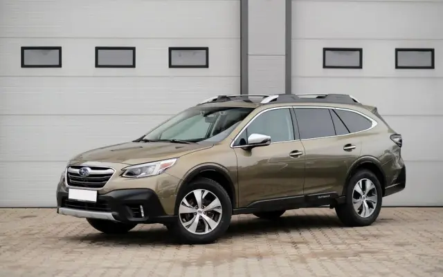SUBARU Outback 