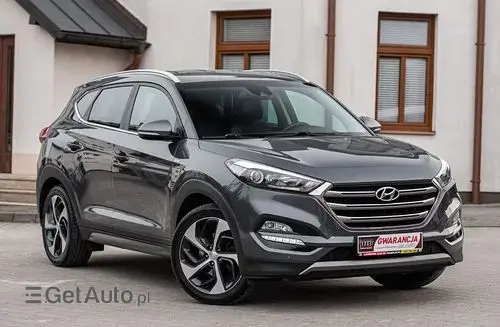 HYUNDAI Tucson 