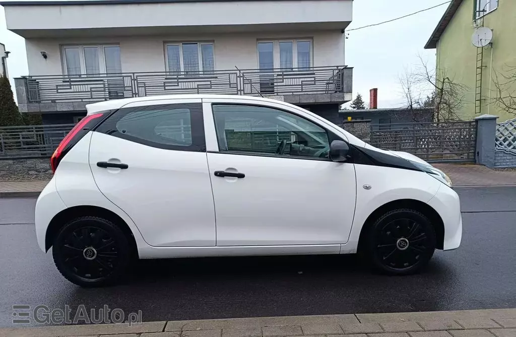 TOYOTA Aygo 
