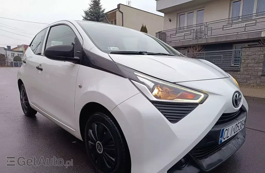 TOYOTA Aygo 