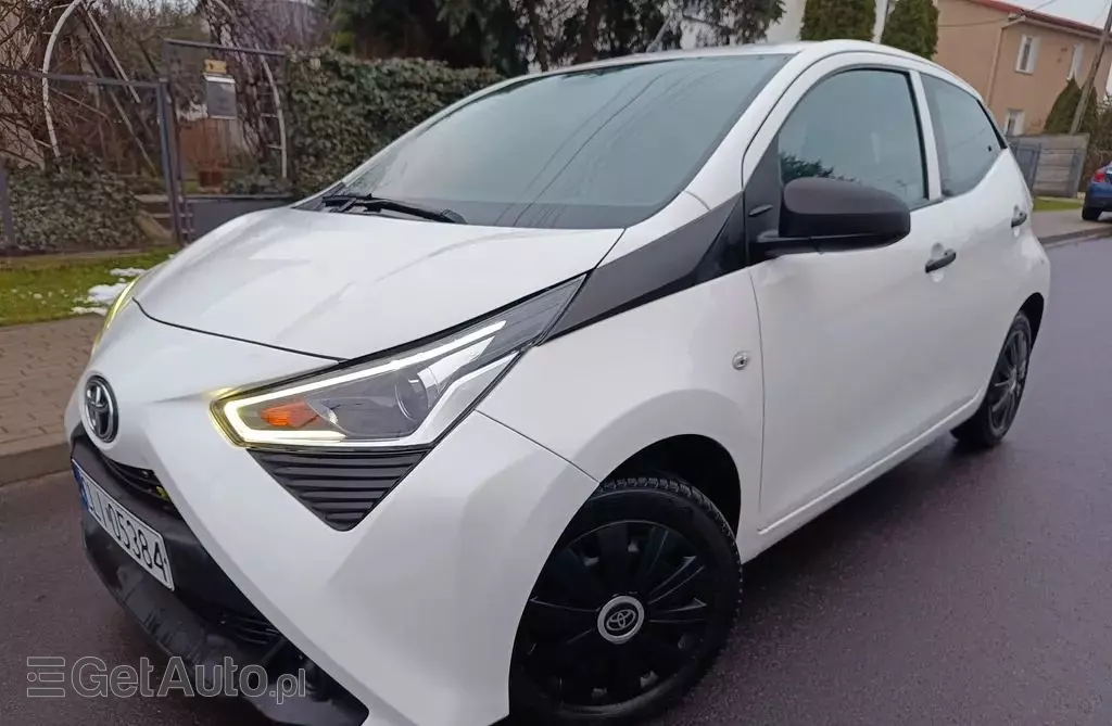 TOYOTA Aygo 