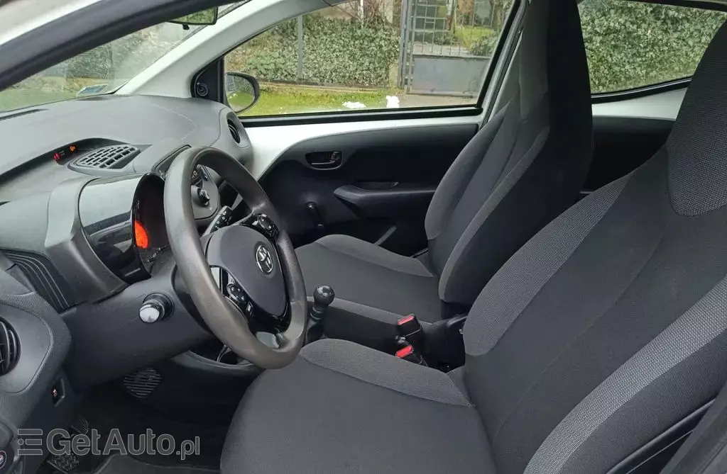 TOYOTA Aygo 