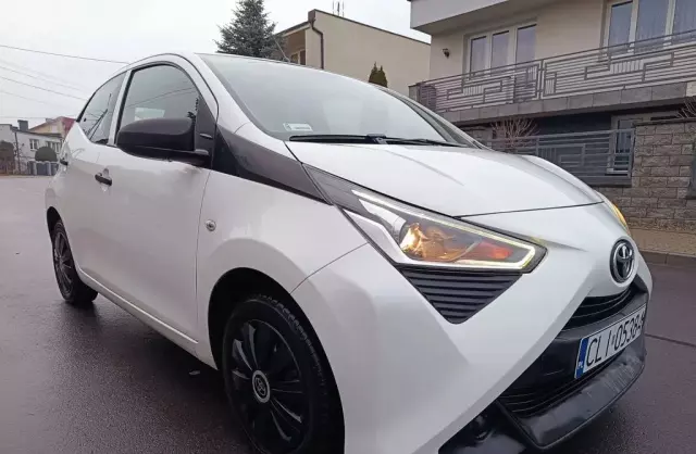 TOYOTA Aygo 