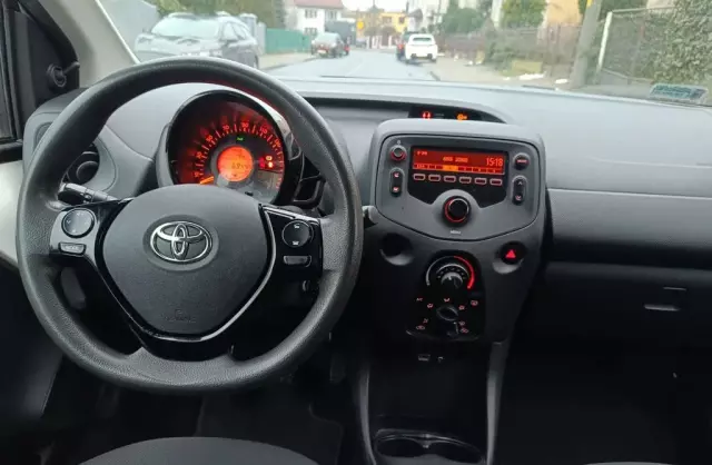 TOYOTA Aygo 