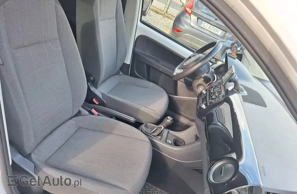 VOLKSWAGEN Up! 1.0 (60 KM)